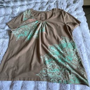 Sonoma Life+Styles Short sleeve graphic v-neck tee